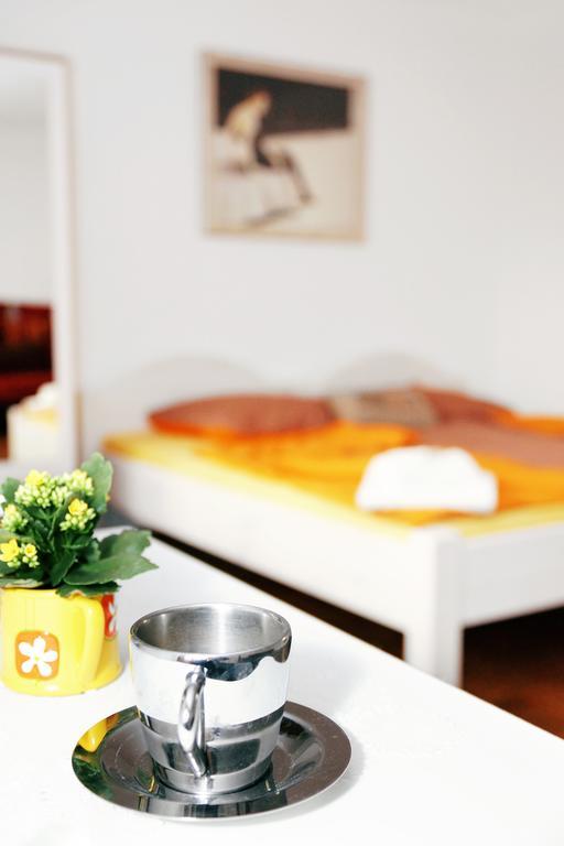 Hostel Villa Viva Bregenz Kamer foto